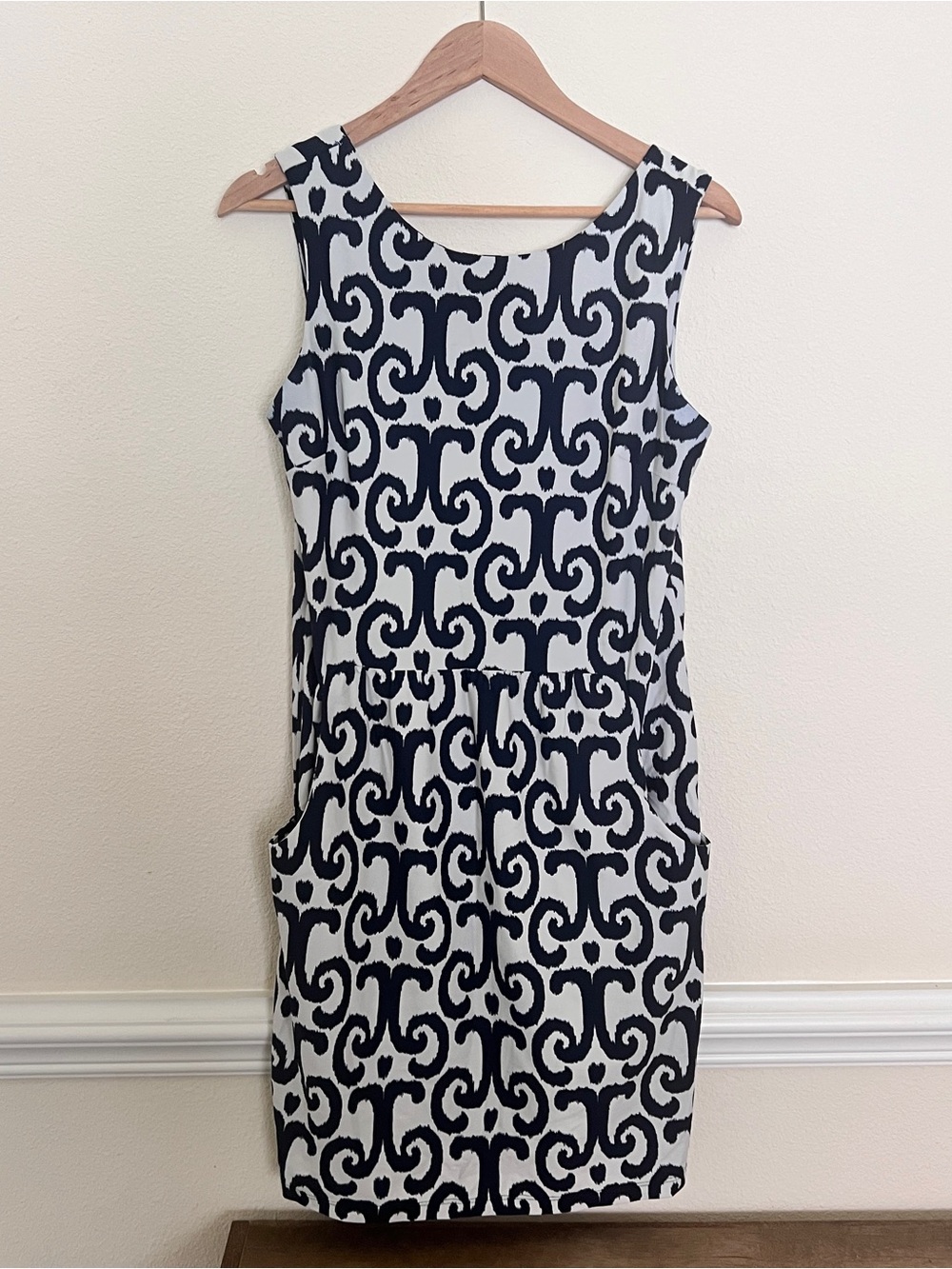 Jude Connally Navy & White Sleeveless Patterned Midi Dress